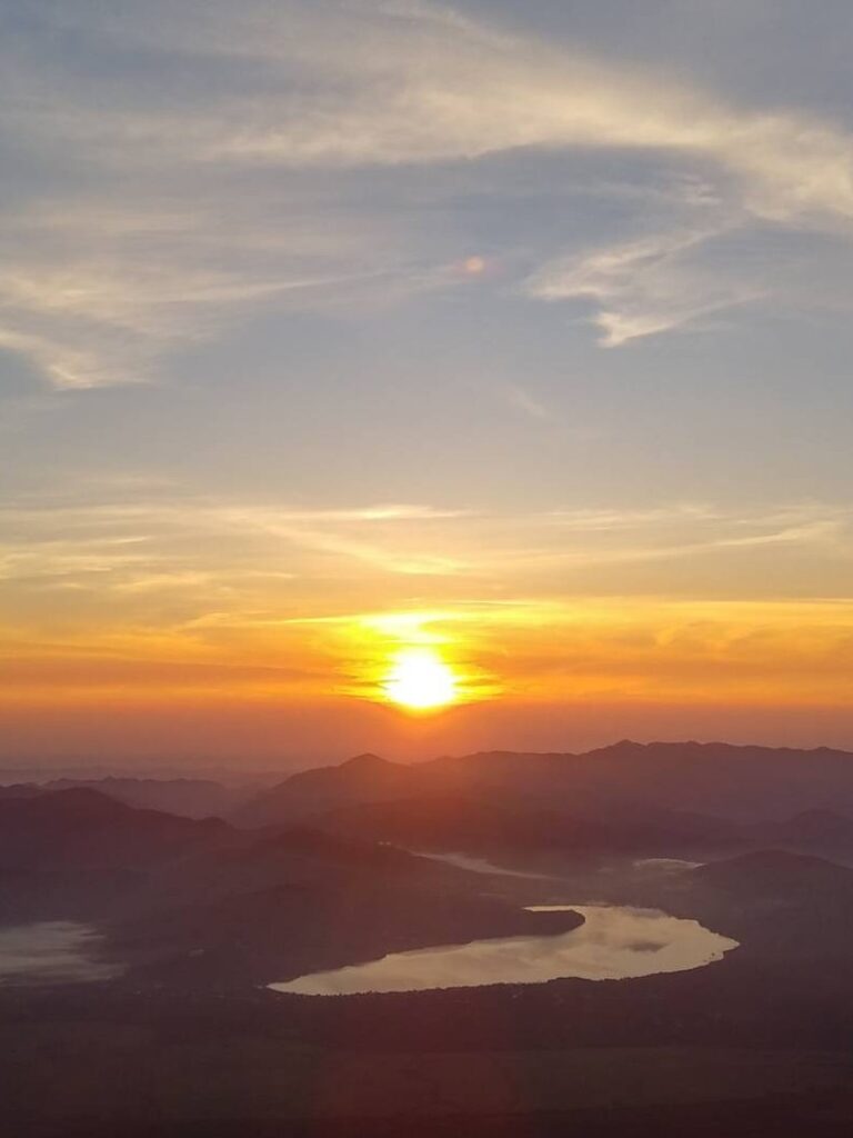 新年あけまして おめでとうございます